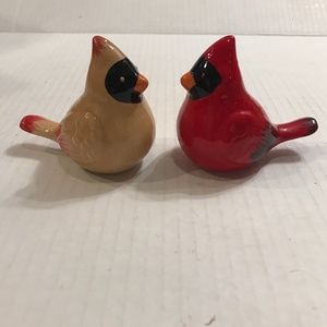 HMK Cardinal Salt & Pepper Shakers 2.75” Tall